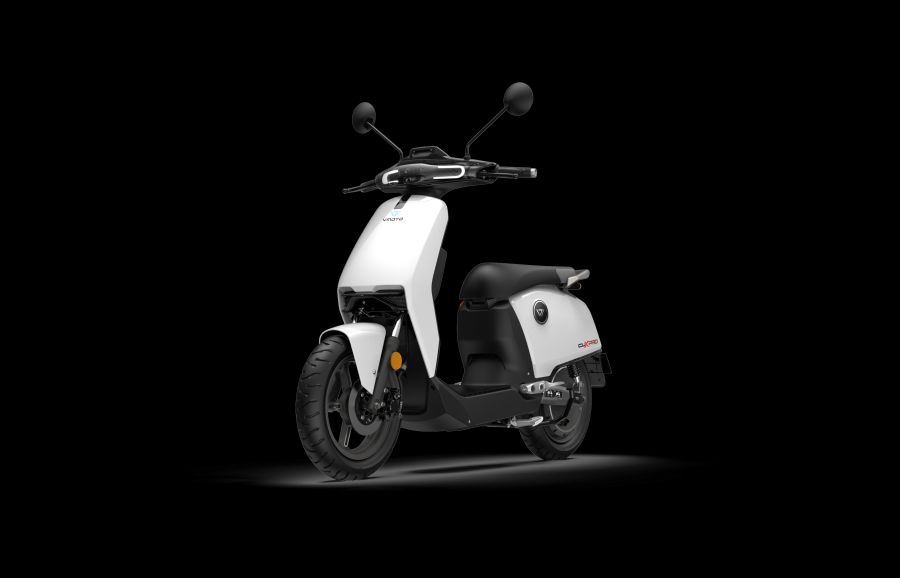 photo du catalogue, scooter Vmoto CUX PRO