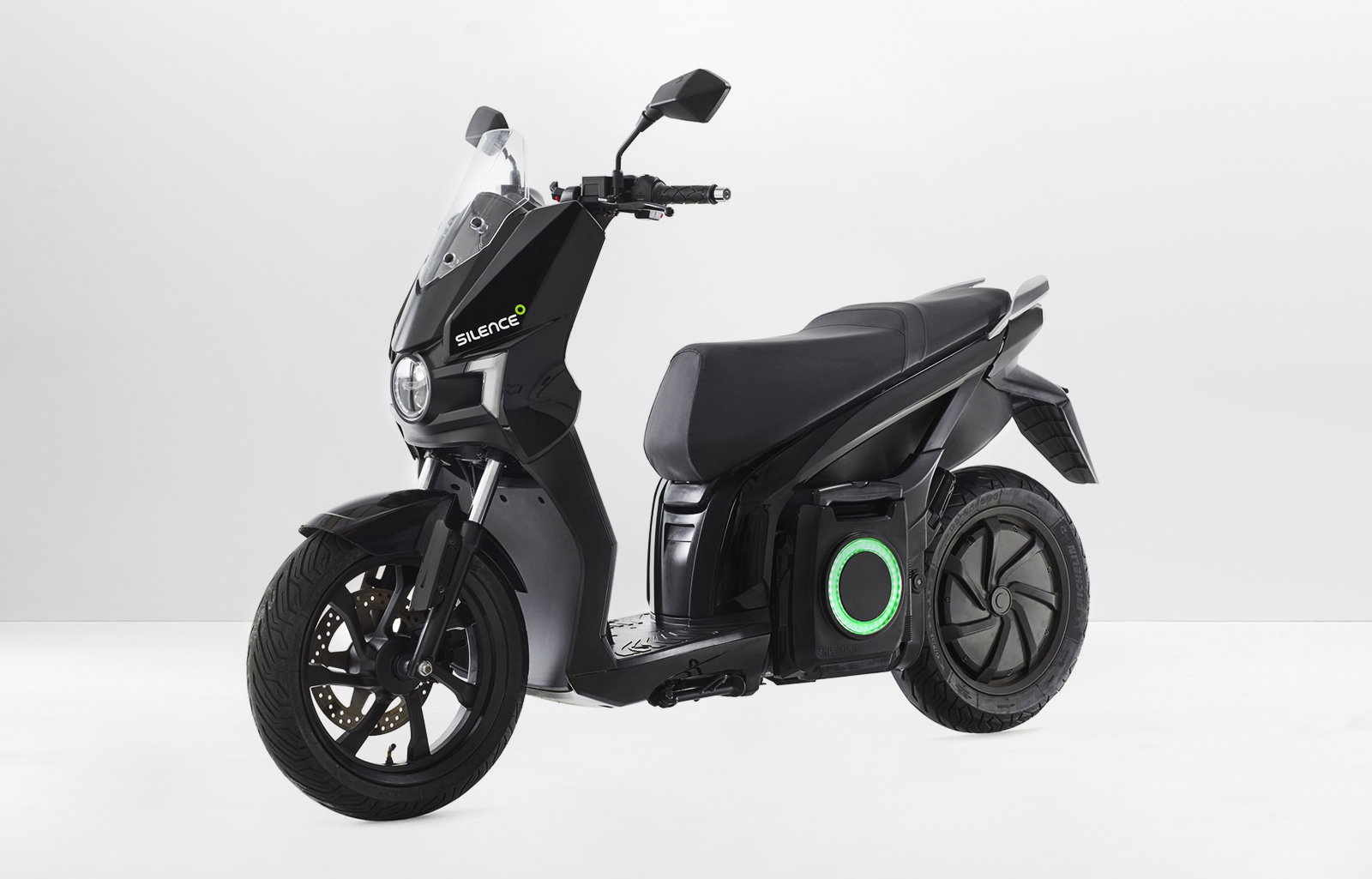 silence-s01-noir-profil-euroscoot-3-4 silence-s01-noir-profil-euroscoot-3-4